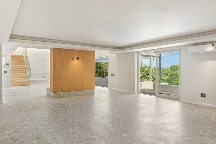 5 Bedroom Property for Sale in Camps Bay Western Cape